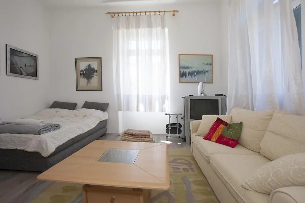Apartment Kavado Сплит