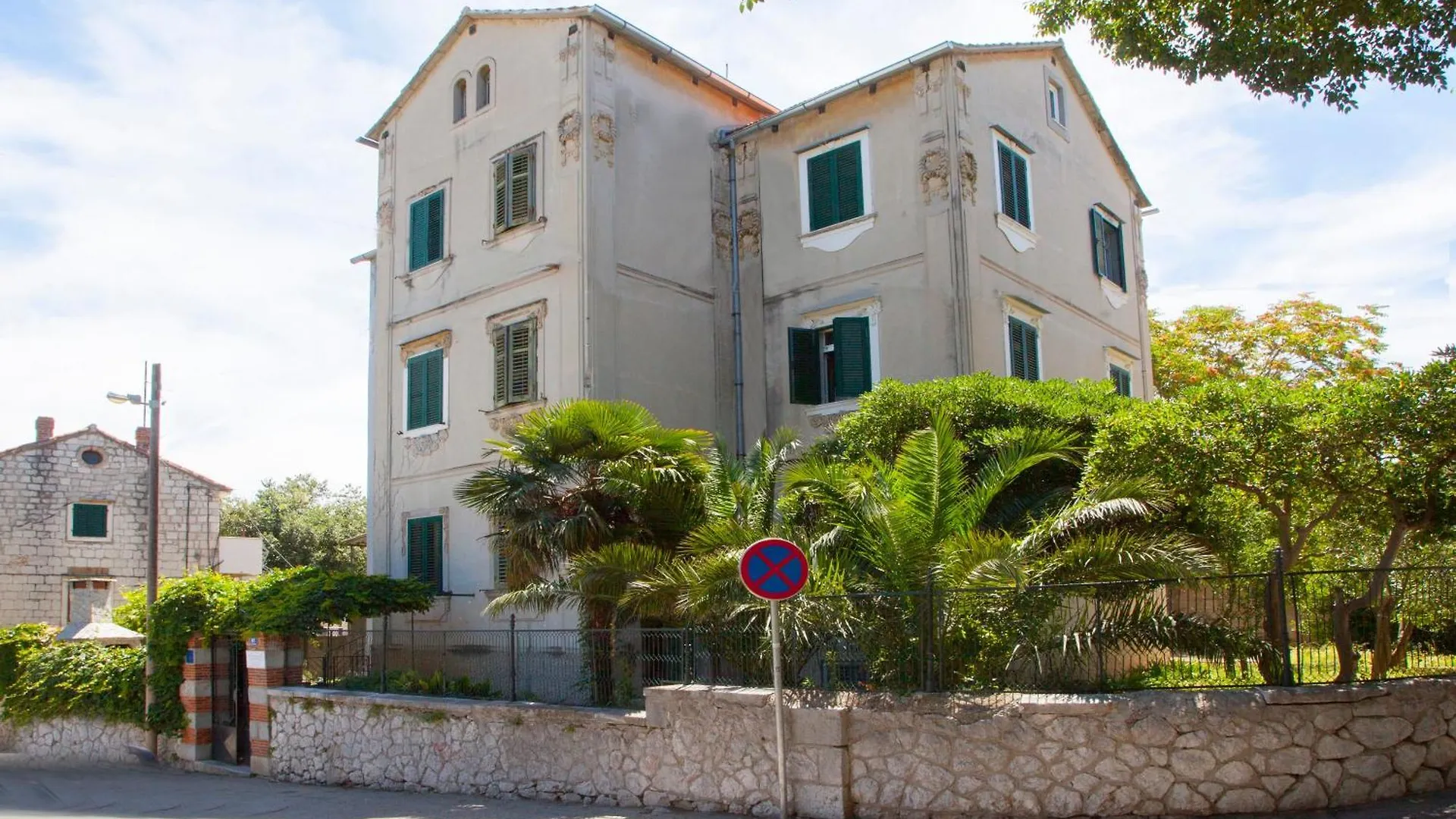 Apartment Kavado Split