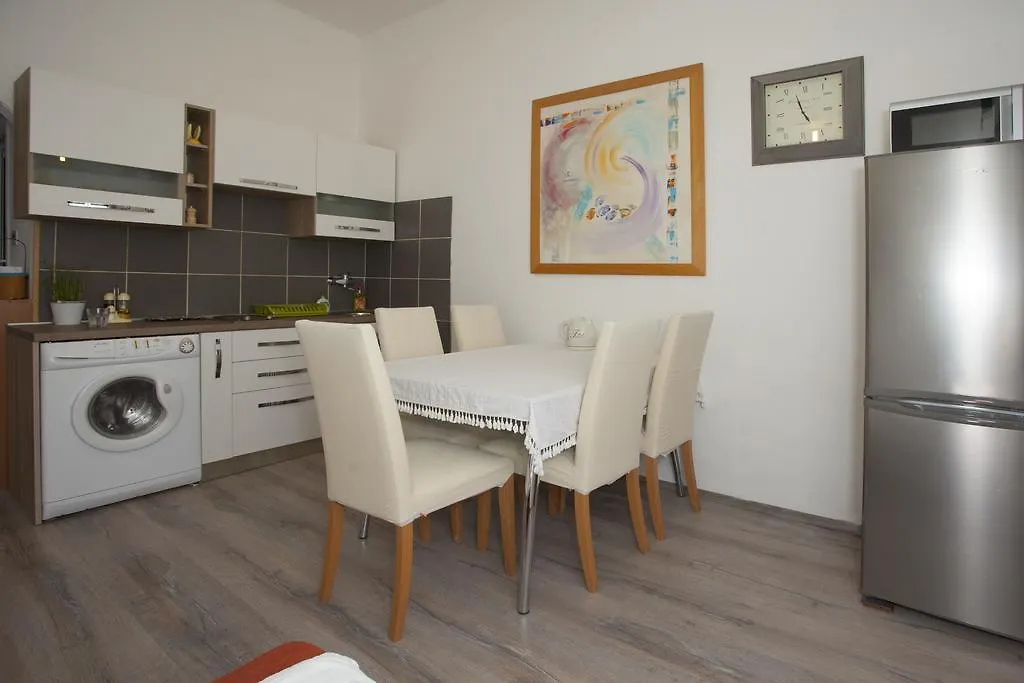 Apartment Kavado Split