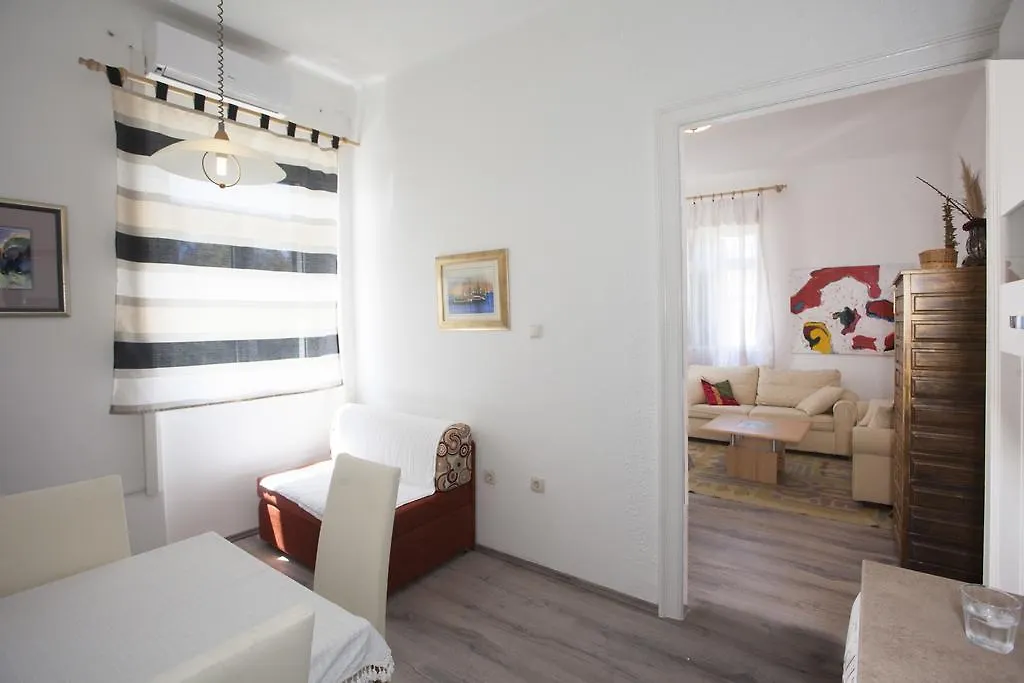 Apartment Kavado Split