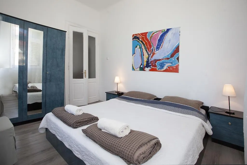 Apartment Kavado Split